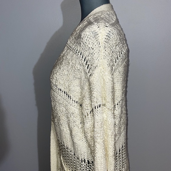 Lush Chunky Knit Oversized Sweater - Picture 11 of 13